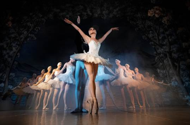 2025舞剧《天鹅湖》上海站时间一览(演出亮点+门票购买)