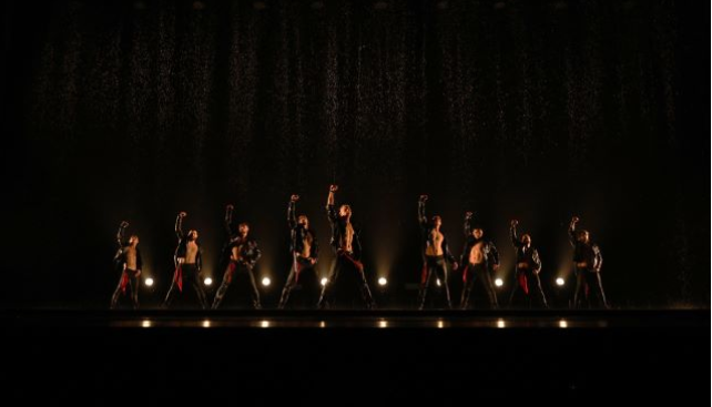 2025水舞剧《雨中》东莞站登场（附购票入口+演出详情）